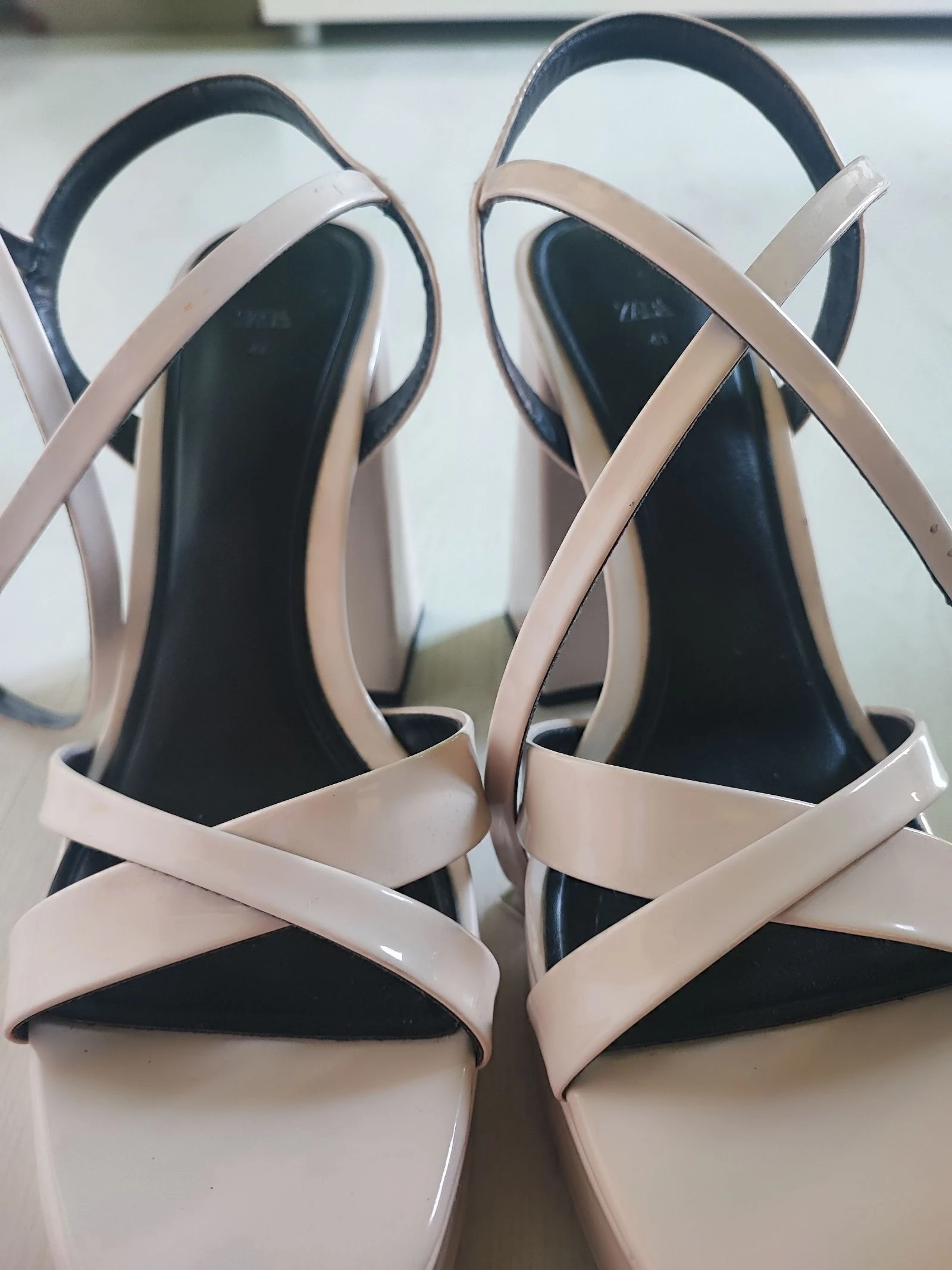 Sandalia plataforma Zara – photo 3